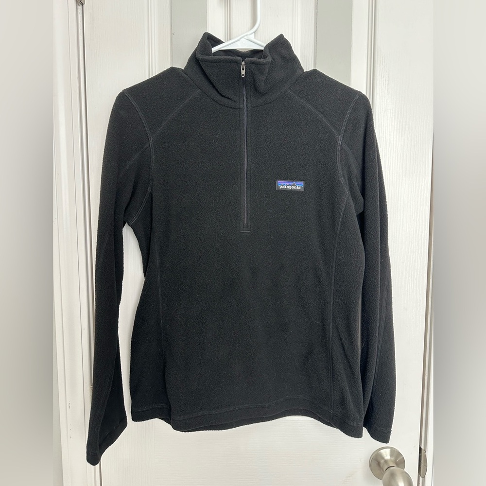 Womens Patagonia Micro-D Fleece 1/4 zip pullover, like new, size XS